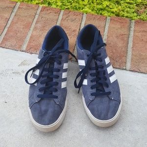 Adidas shoes mens 7 blue/white